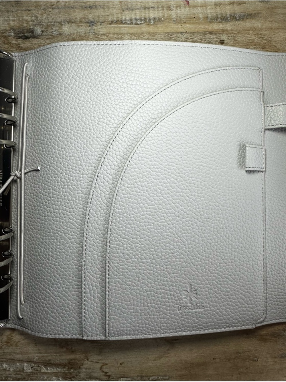 Aura Estelle Cloud Pearl Vegan Pebbled Leather A5 Wide Planner - Picture 5 of 11